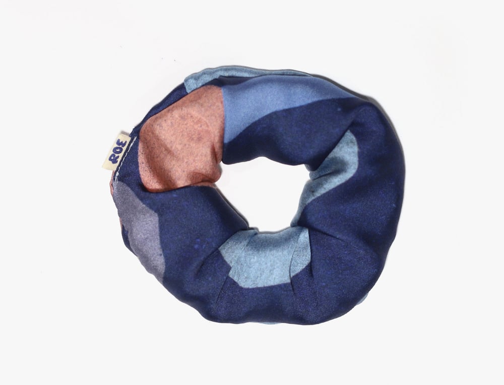 Image of DARK BLUE SCRUNCHIE