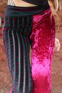 Image 1 of BIKOLOR LEGGINGS | BORDEAUX + STRIPPED BLACK VELVET VERSION