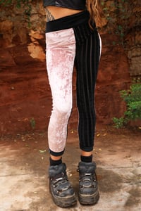 Image 5 of BIKOLOR LEGGINGS | DUSTY PINK + STRIPPED BLACK VELVET VERSION