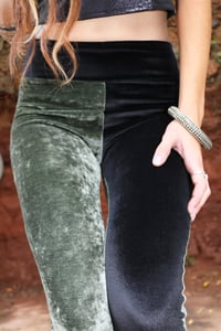 Image 1 of BIKOLOR LEGGINGS | LIGHT GREEN + BLACK VELVET VERSION