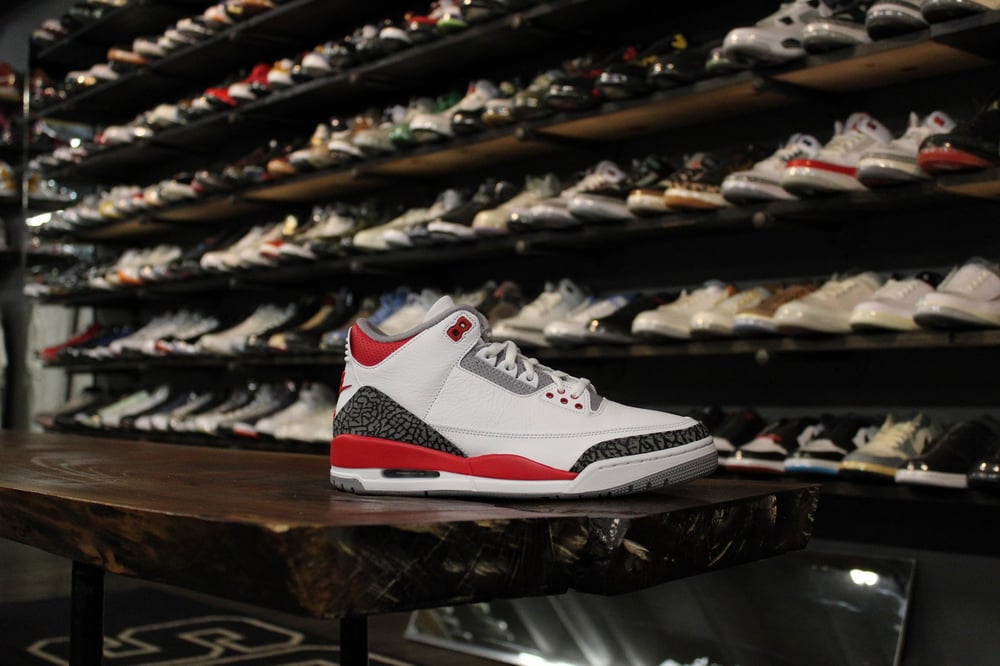 Air Jordan III (3) "Fire Red" (2022)