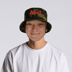 Auē! Bucket Hat