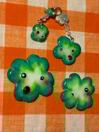 Image 2 of Lucky Clover Pins / Magnets
