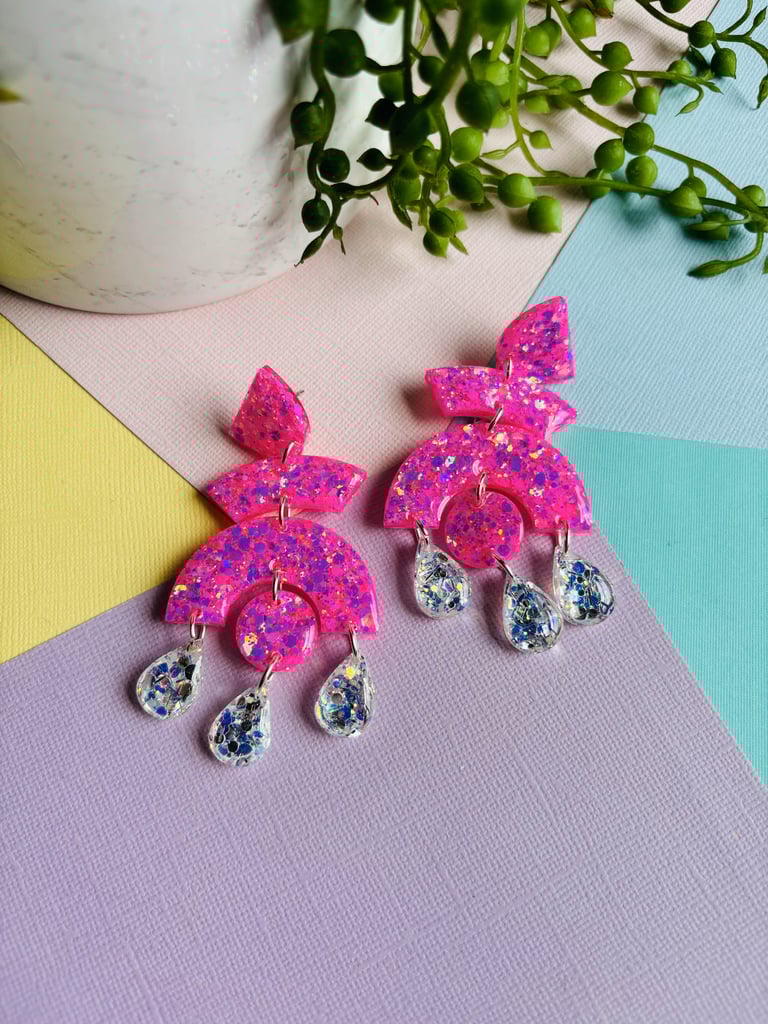 ESMERALDA CHANDELIER - BARBIE PINK