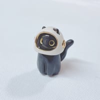 Image 2 of Black cat with astronaut helmet ceramic figurine (slightly discount)