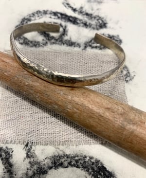 Image of "Still" hammered silver bangle