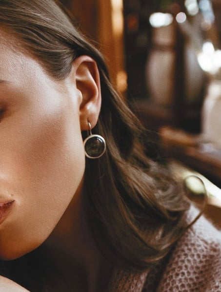 Image of "To live freely" silver earrings with smoky quartz · VIVERE LIBERE ·