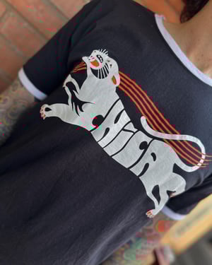 Chica Pantera - Black Ringer T-Shirt