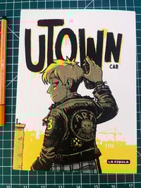 Image 3 of Utown (Español)