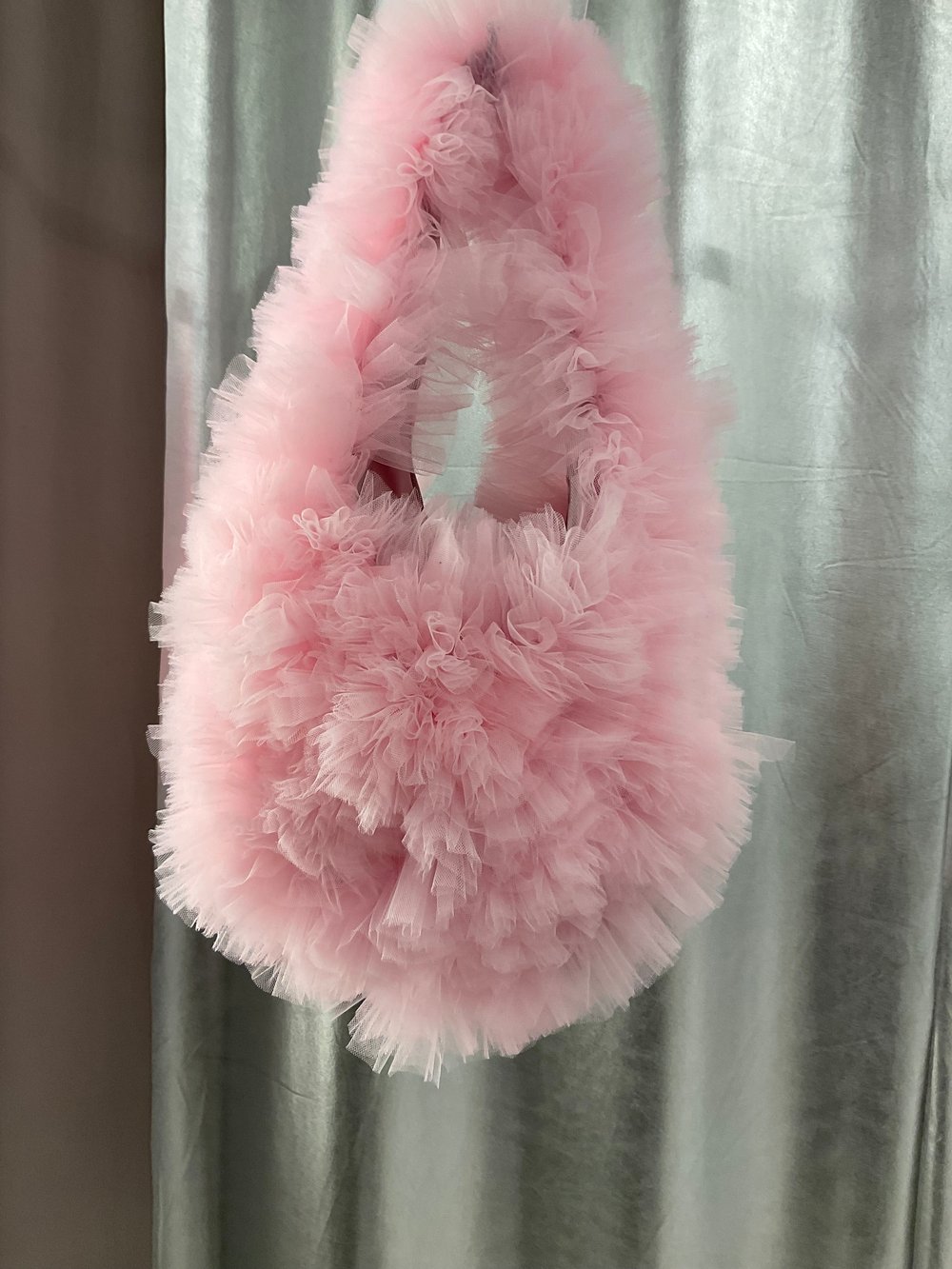 Candy pink tulle hobo bag Cloud