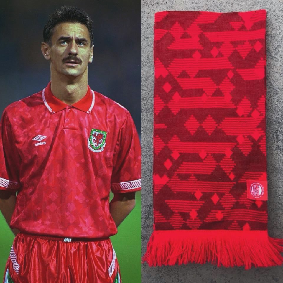 Image of SO58  Wales 1990 Deluxe Home Scarf( Pre-order) 