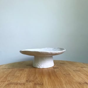 Image of Small Australian Lace Cake Stand      (#15111)