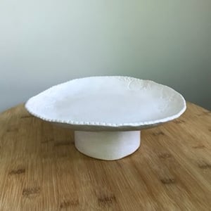 Image of Australian Lace  Cake Stand   (15117)