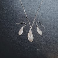 Image 7 of Silver Leaves Necklace and Earring Set (SJ074)