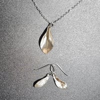 Image 1 of Silver Leaves Necklace and Earring Set (SJ074)
