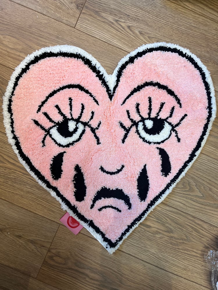 Image of Crying heart rug 💔