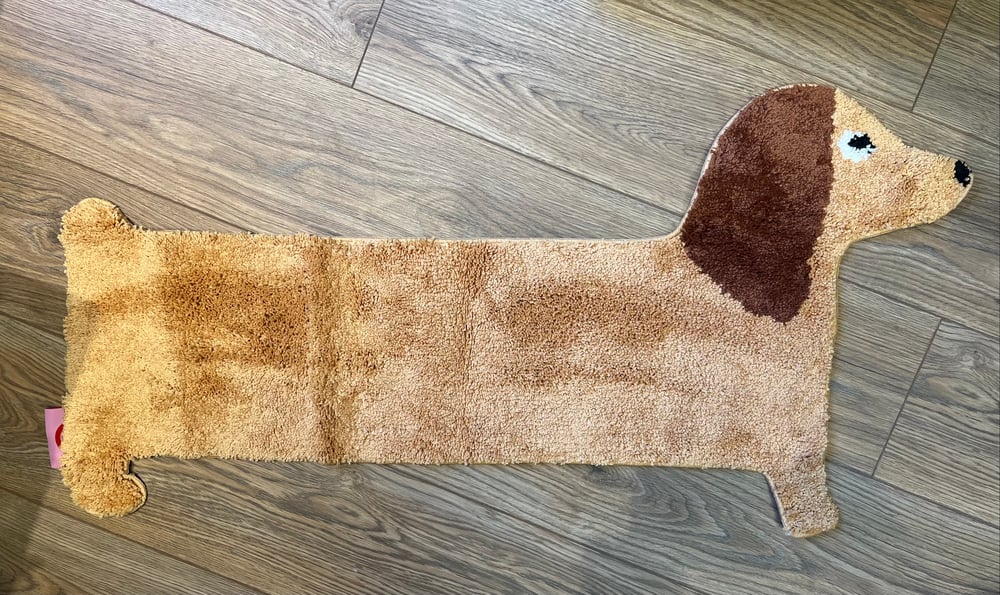 Image of Sausage dog rug 🐶