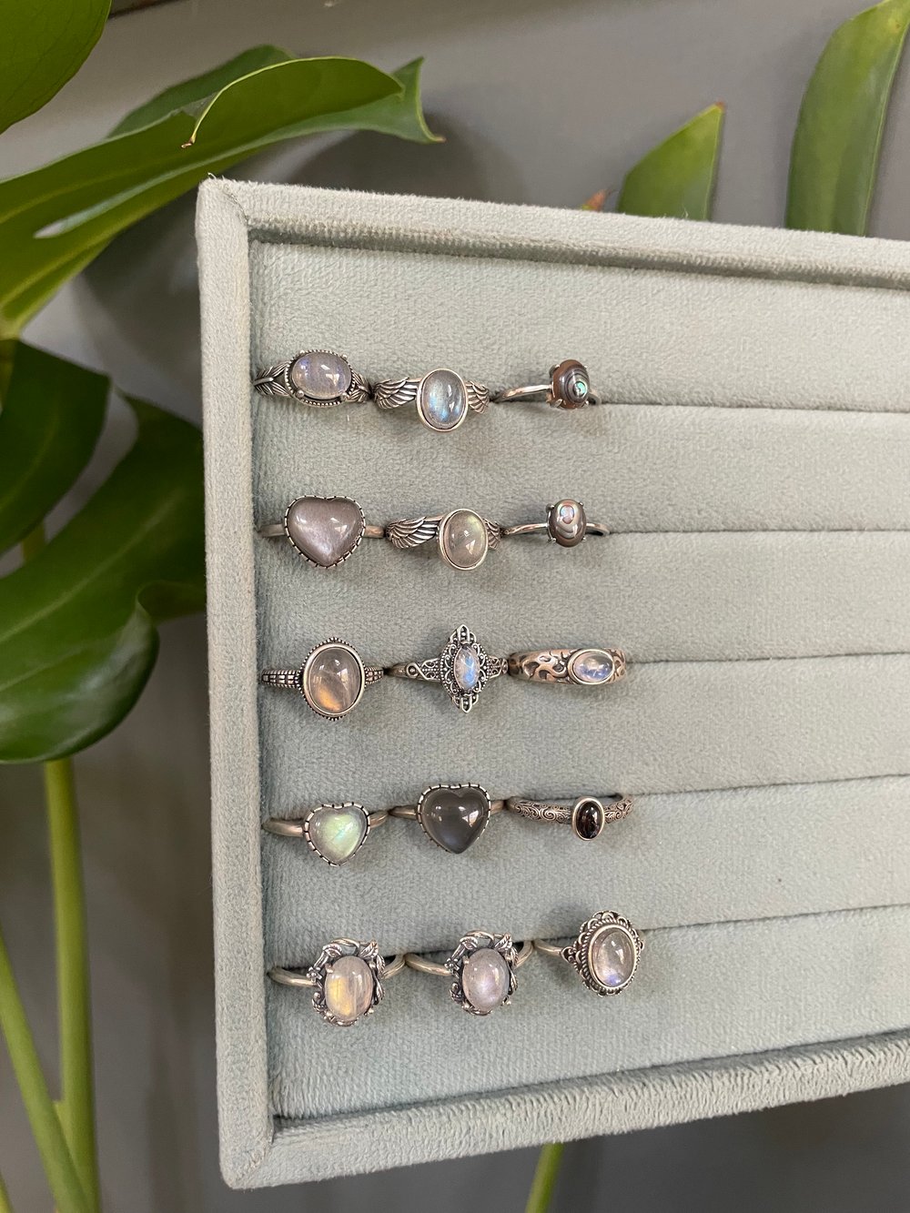 flashy labradorite crystal rings! (and more!)