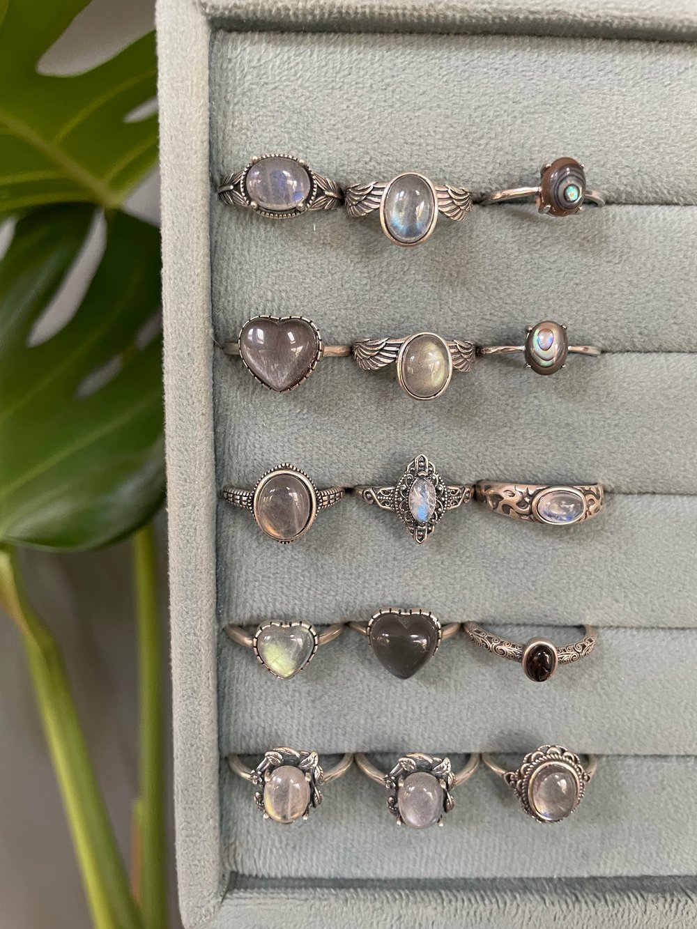 flashy labradorite crystal rings! (and more!)