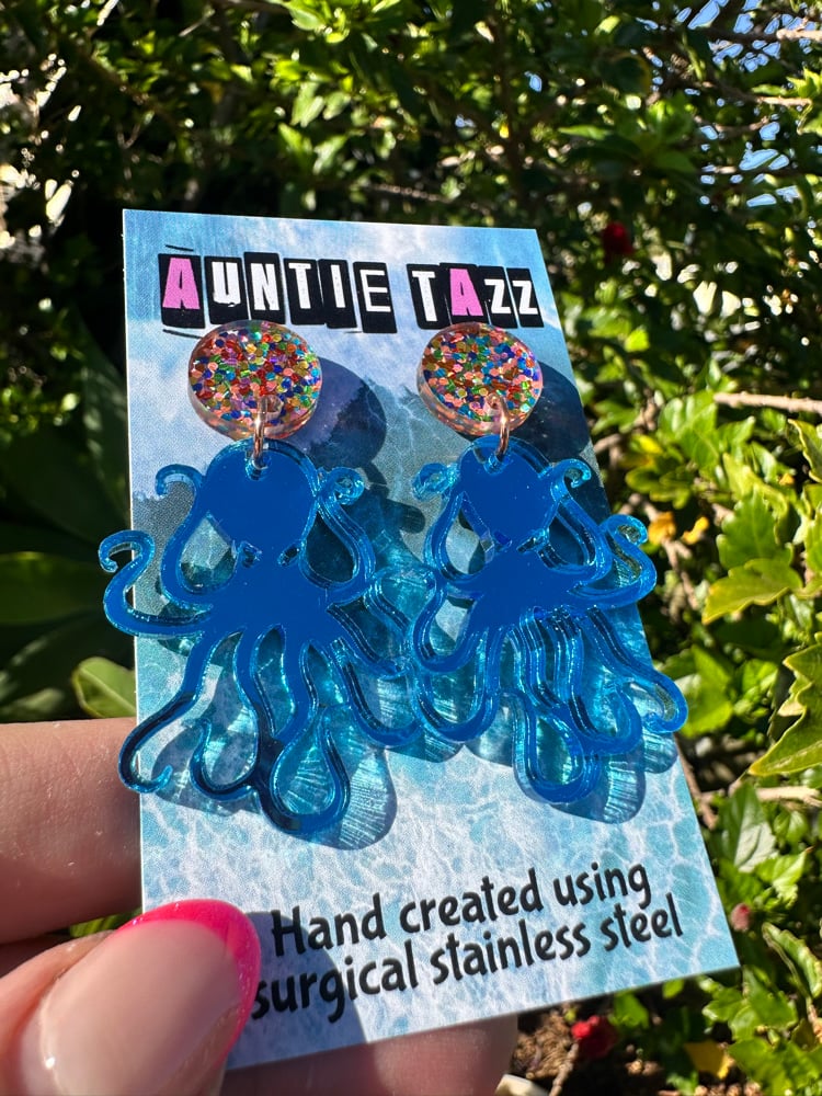 Image of Octopus Dangs