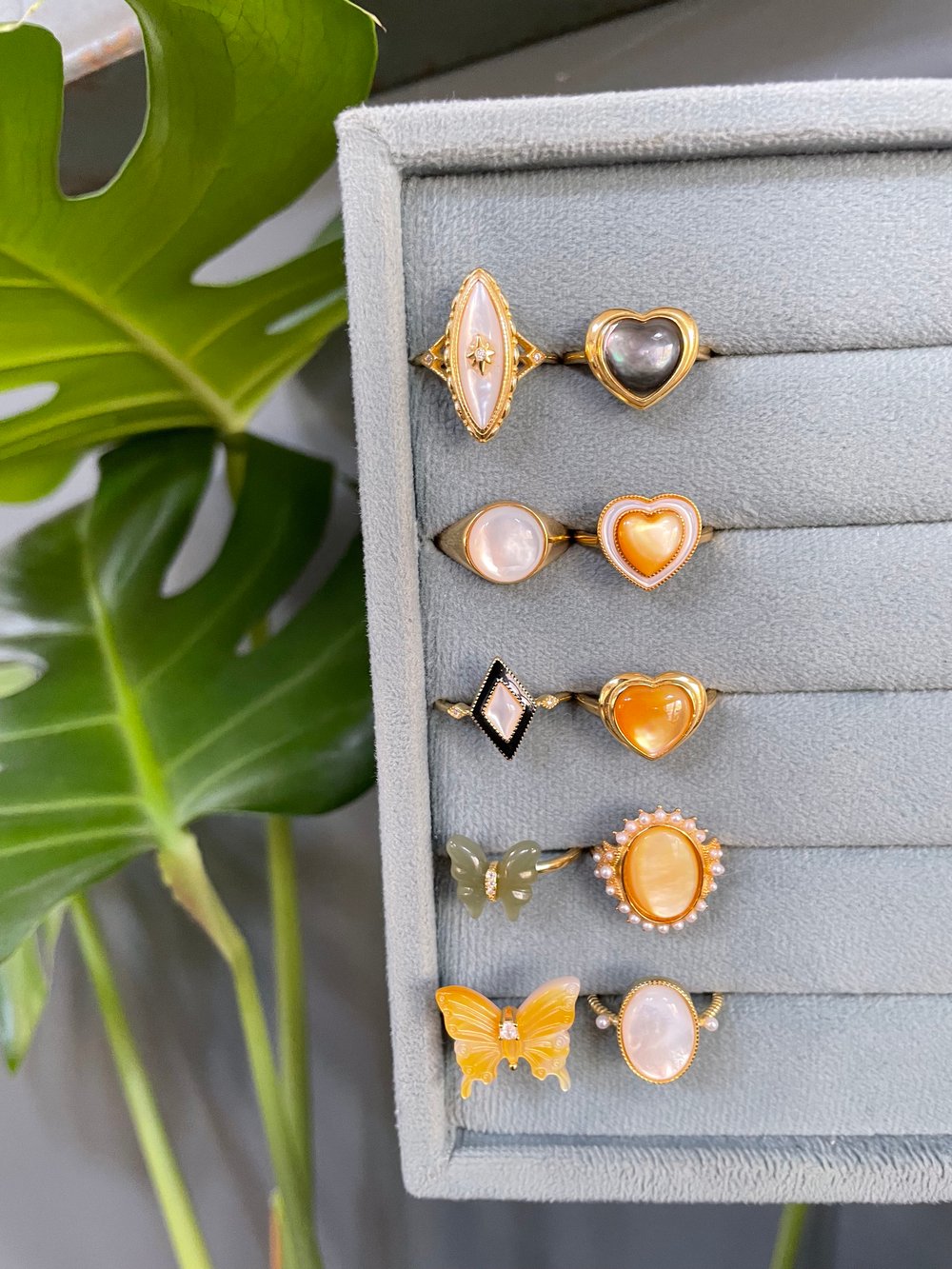 it girl gold crystal rings!