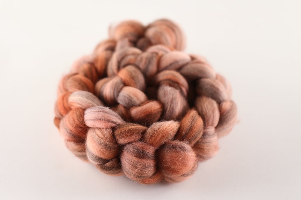 Image of Herbstlaubtrittvergnügeny 🍁 Mixed Merino 🍁 Agaricus (PRE-ORDER)