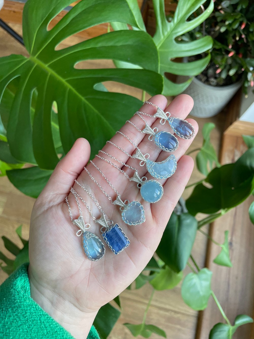 sea breeze crystal necklaces!