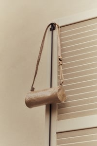 Image 1 of BEIGE CILINDER BAG