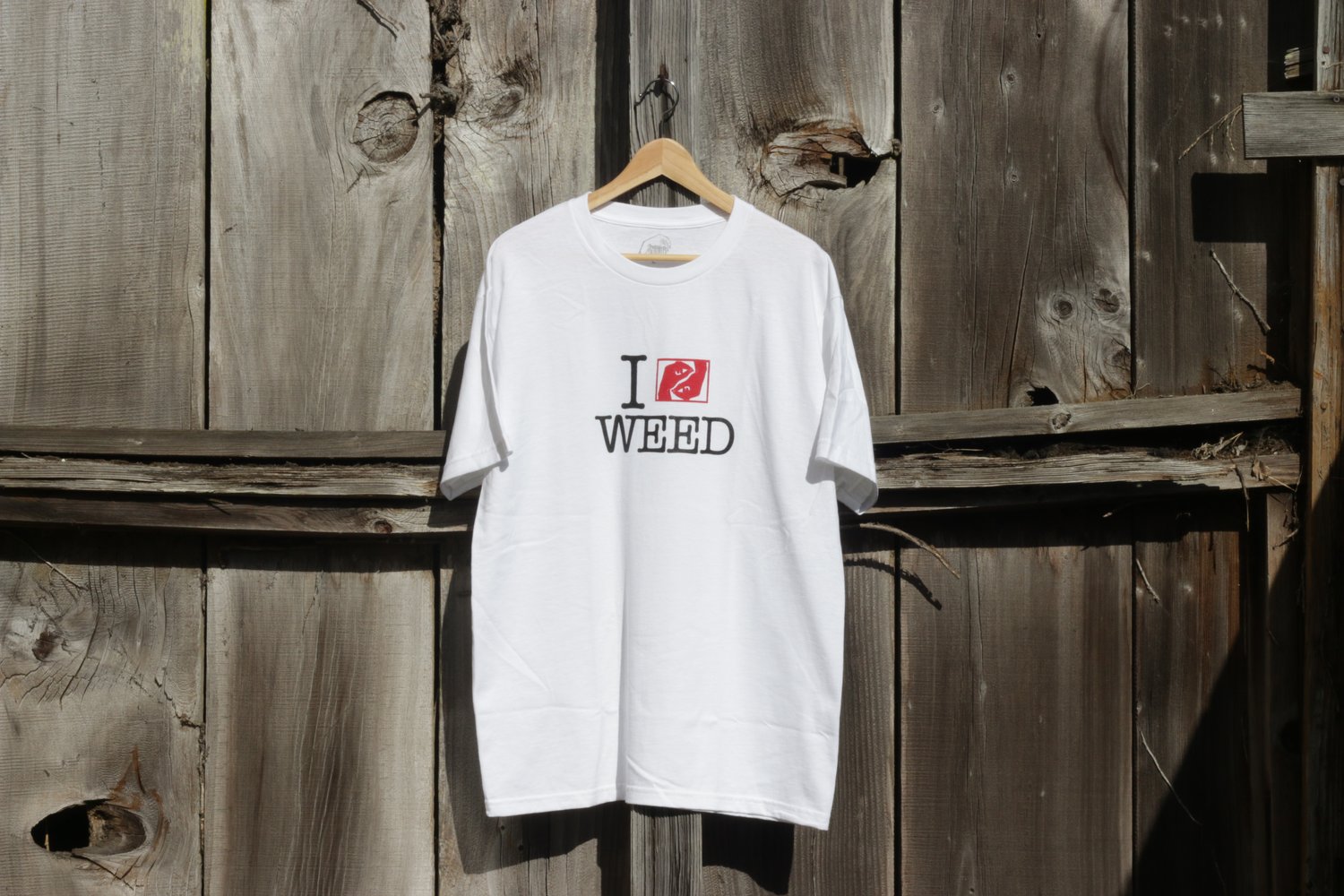 Tee- Sprinkle Weed White