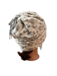 Image 4 of Cream Snow Leopard