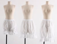 Image 1 of Bloomers in White cotton | pre-order