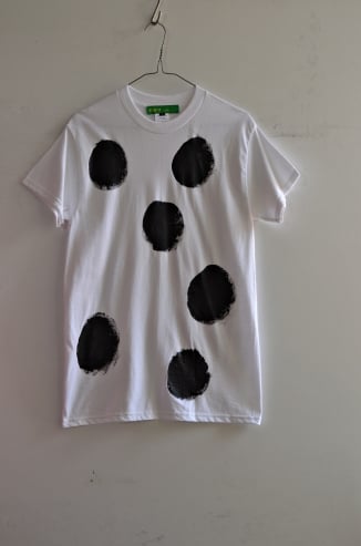 Image of Classic Painted Dots T-shirt SMALL