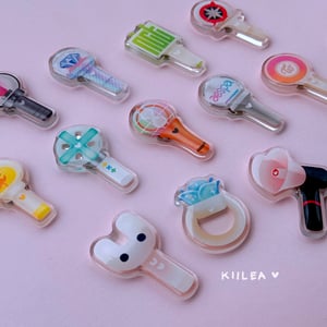 Image of lightstick acrylic pins