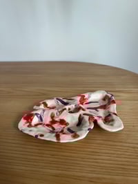 Image 4 of STICK SEASON ꩜ tray with candlestick holder
