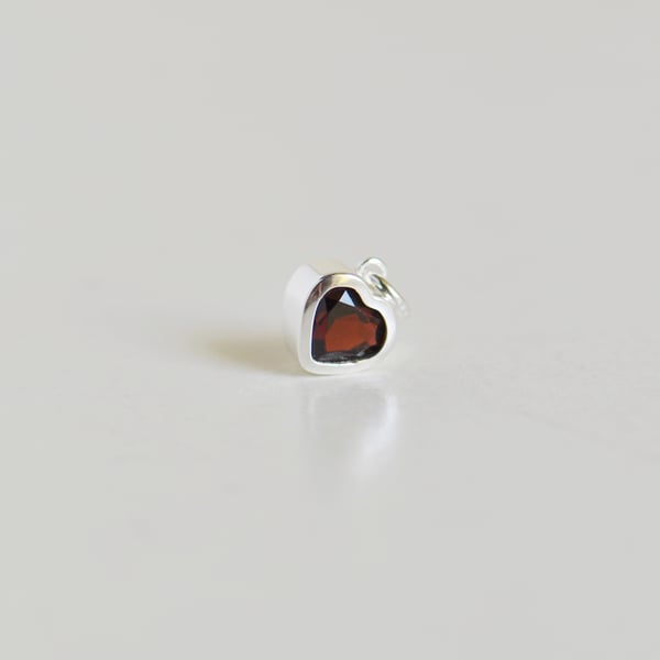 Image of The Bold Heart x Red Garnet heart shape mixed cut silver necklace no.2