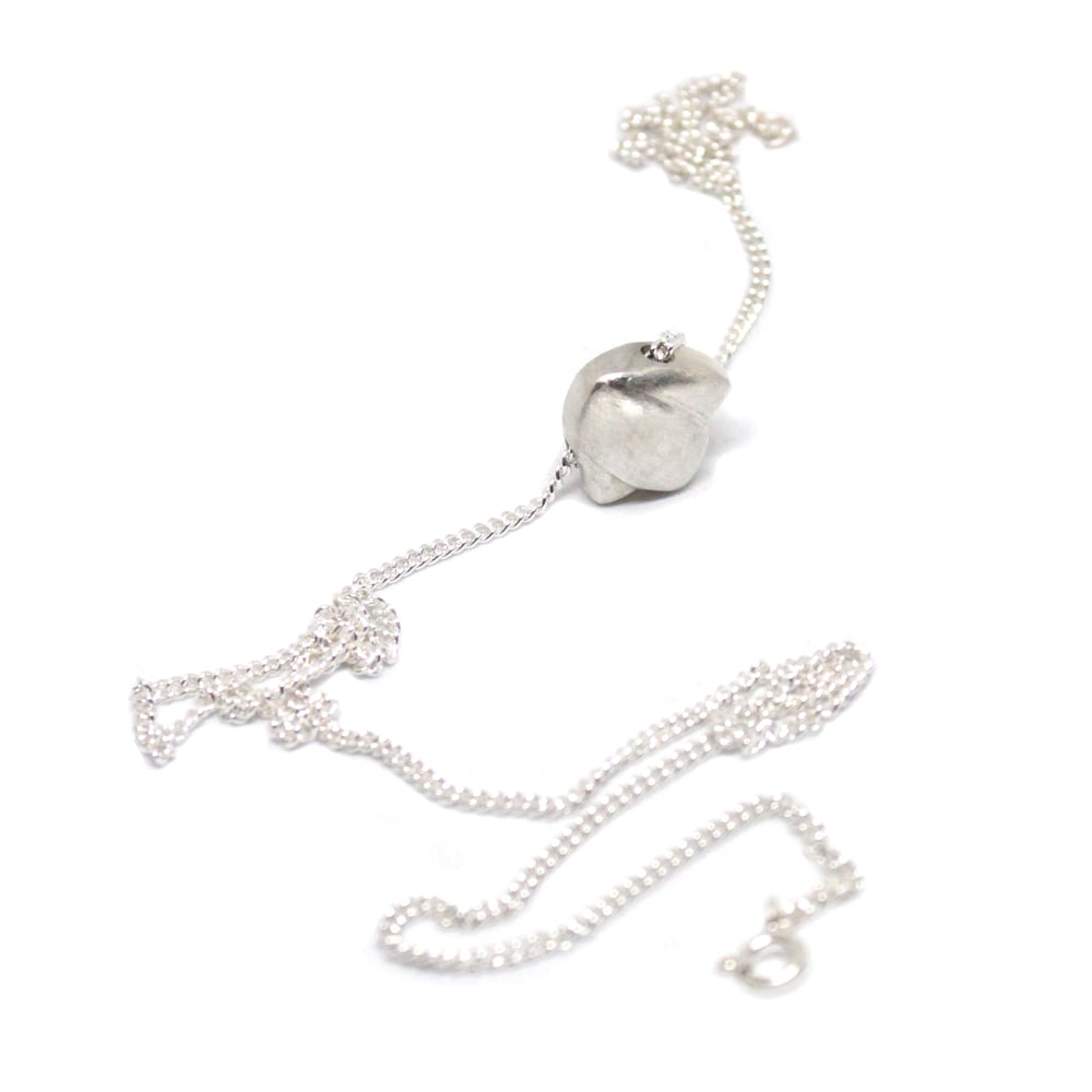 Image of FAT BUD NECKLACE