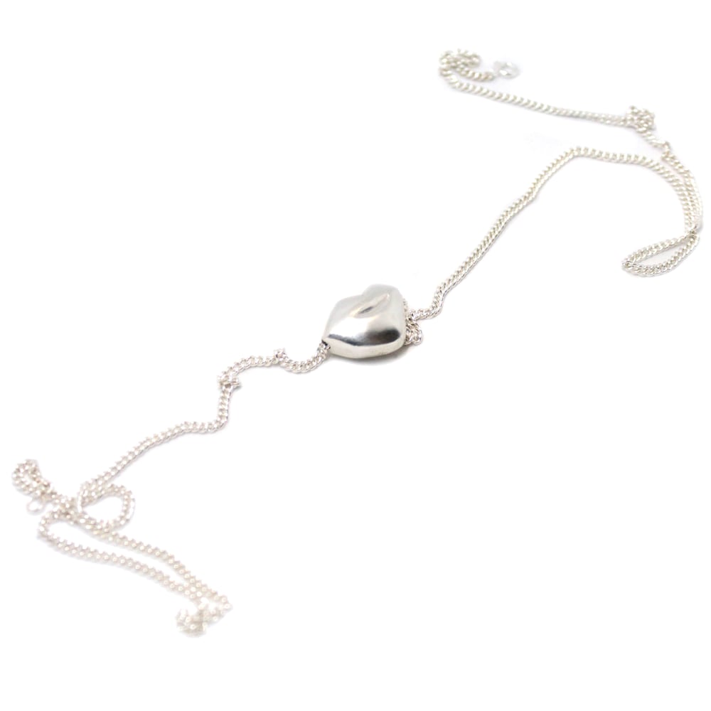 Image of BIG FAT KISS NECKLACE
