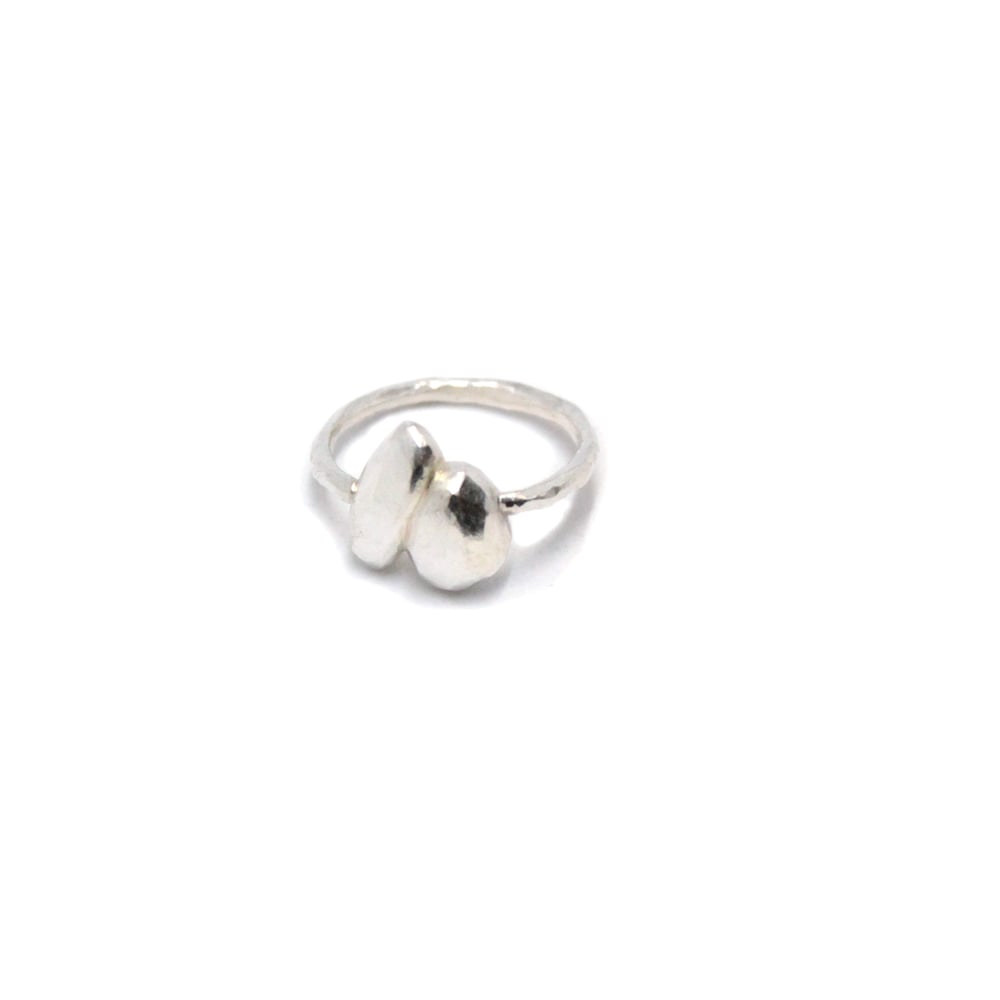 Image of PEBBLE HEART RING