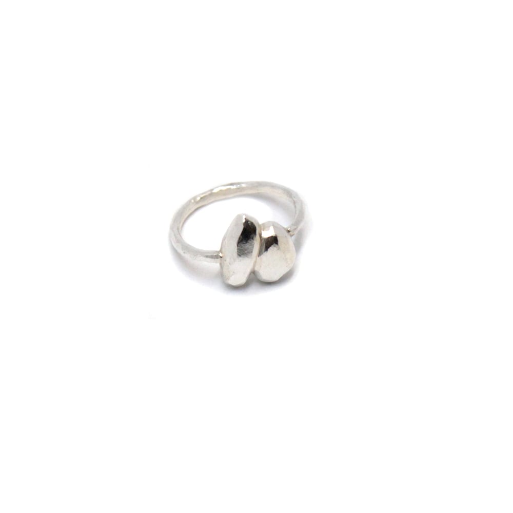Image of PEBBLE HEART RING