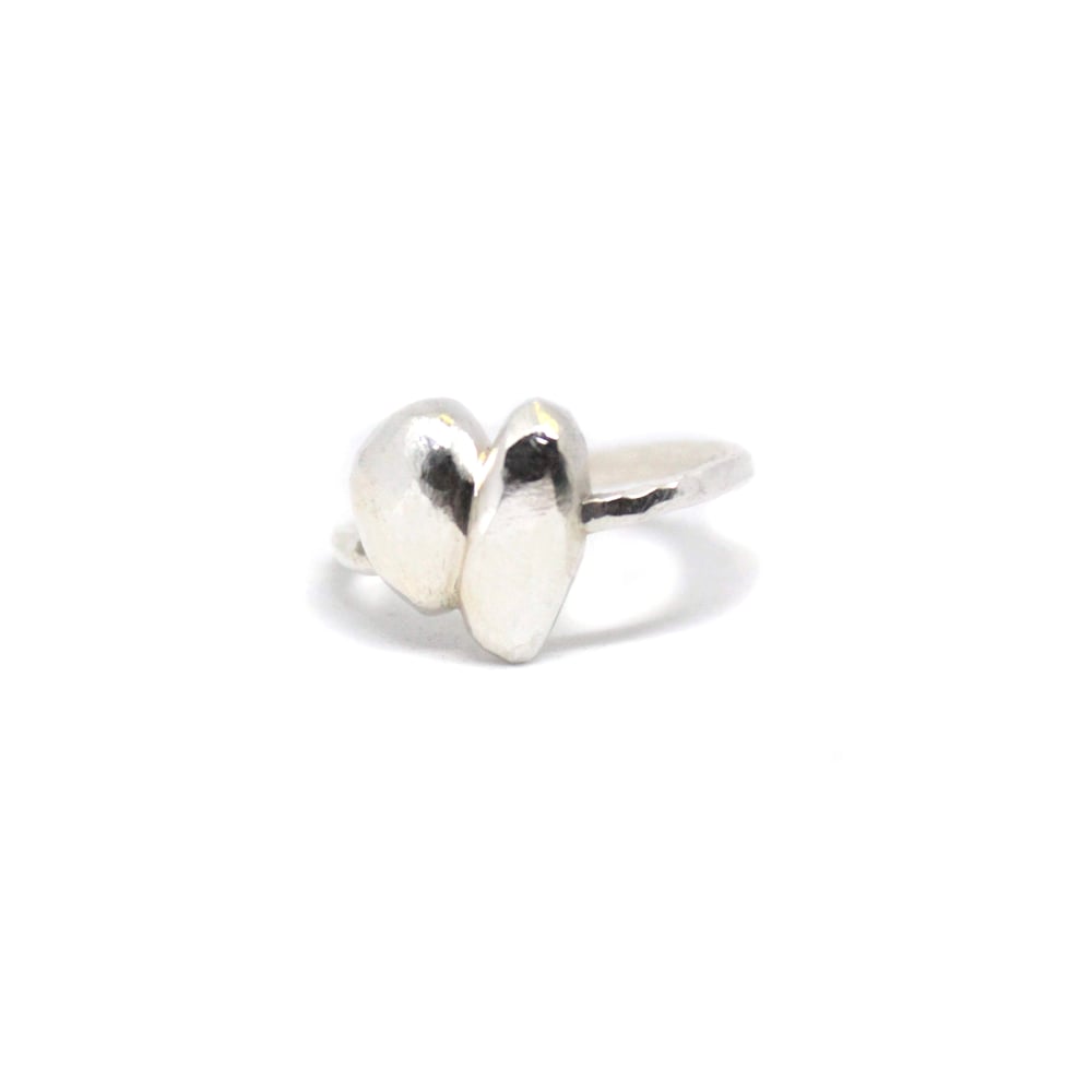 Image of PEBBLE HEART RING