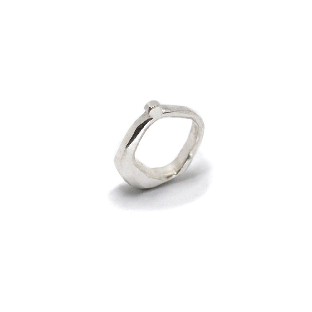 Image of SCULPT RING 2