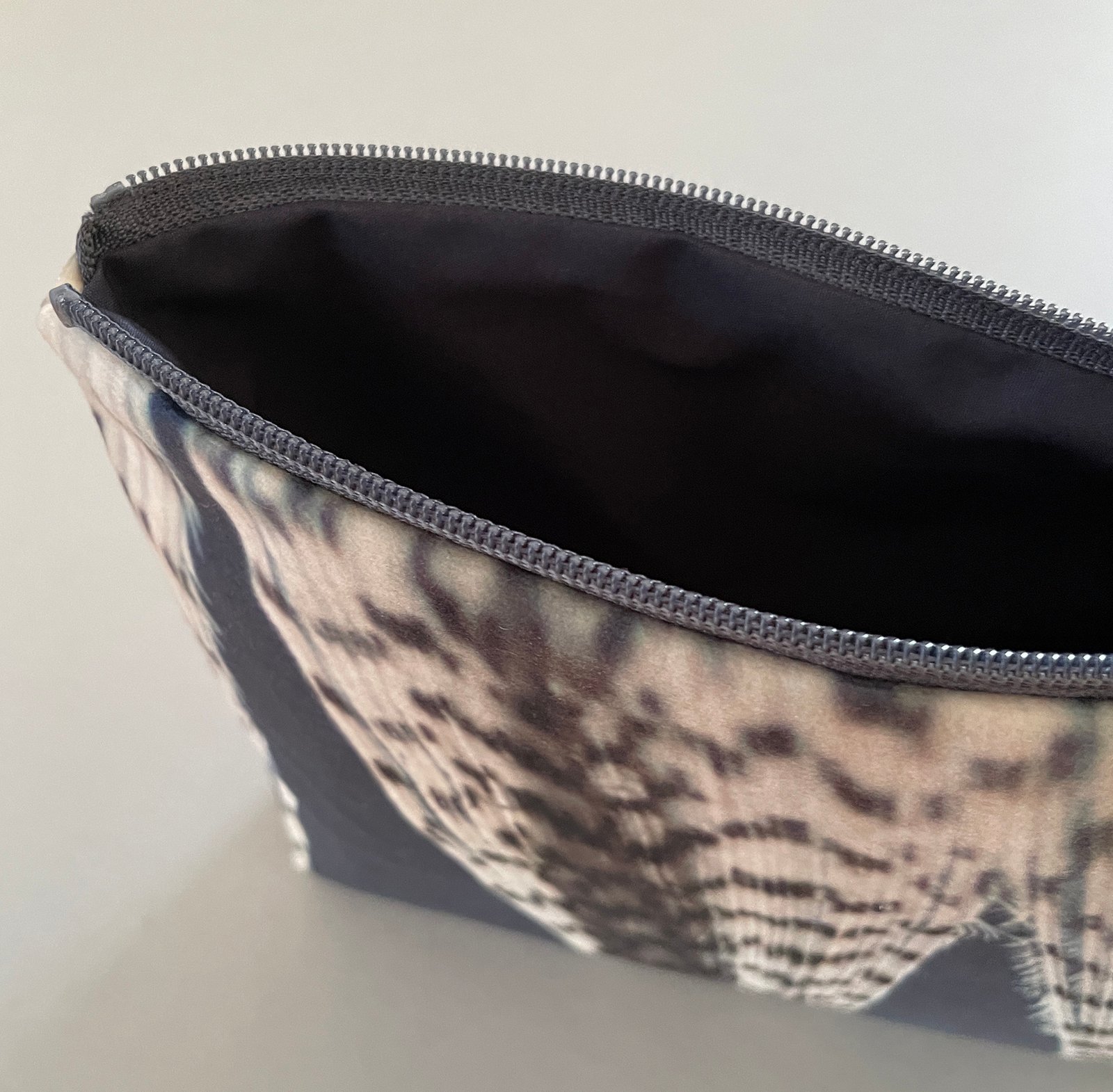 Black Rainbow Linen Zipper Bag, newest Metallic Stripes with Planet Print Cotton Lining, Double Zipper at Top, Toiletry Bag, Sample Sale