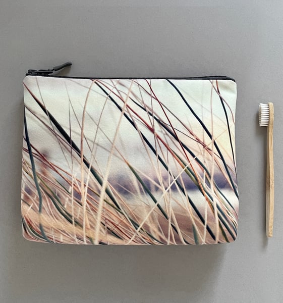 Image of Marram grasses, LARGE travel bag, make-up, toiletries zipper pouch