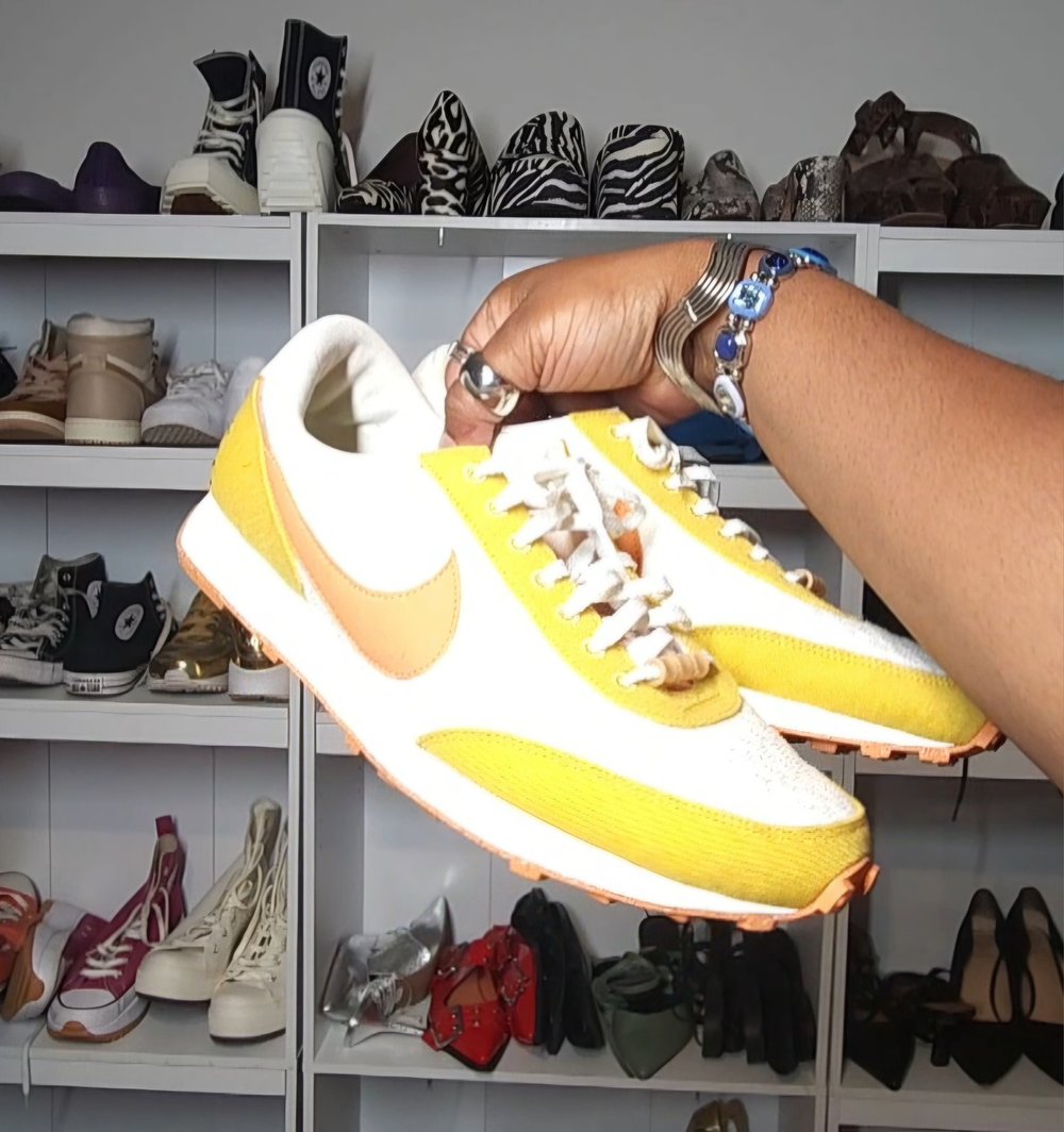 Image of Nike Daybreak SE 'Sun Club / Women's Size 11 / Men's 9.5