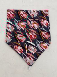 Tulip Australian Floral Neckscarve