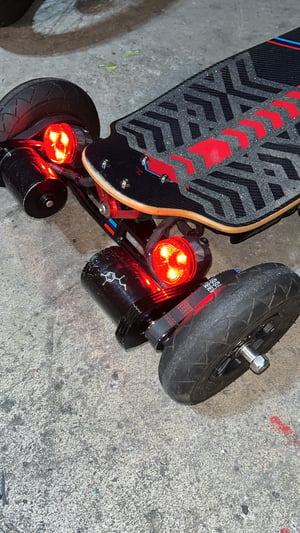 Image of Lacroix Nazare Supersport Electric Skateboard - 18s4p