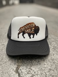 OFFICIAL AMERICAN MILE BUFFALO LOGO TRUCKER HAT