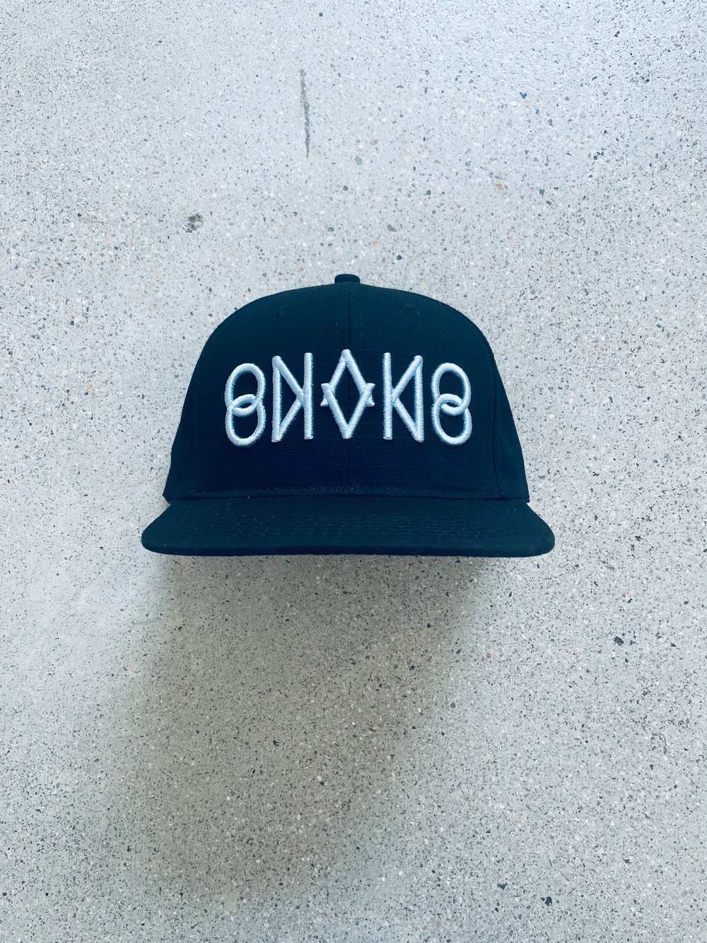 Image of MIRROR LOGO HAT BL