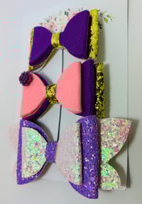 Image 5 of Purple & Gold Glitter Bow Set