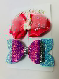 Image 2 of Unicorn Glitter Bow Clip Set (medium sized)
